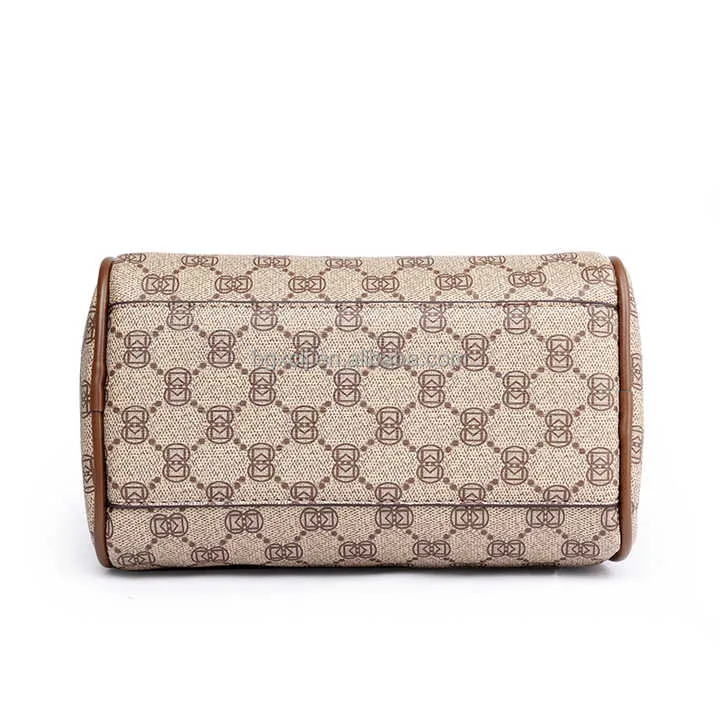 حقيبه يد عالية الجوده - High quality handbag