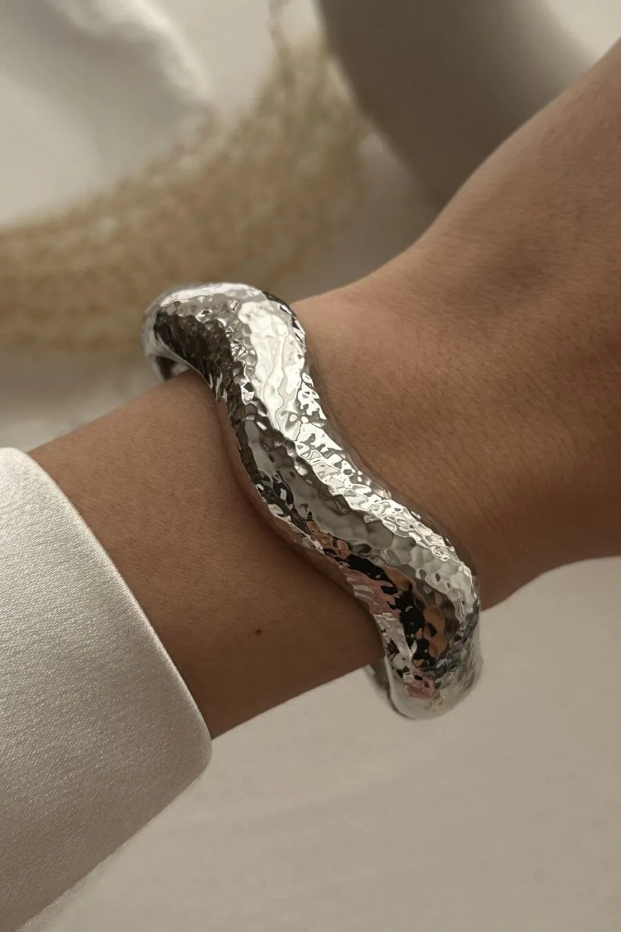 Kiki Wavy Cuff