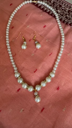 Pearl Necklace with Earrings