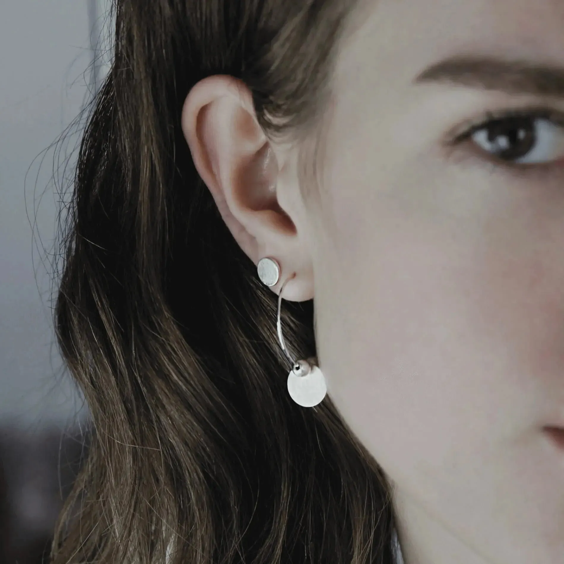Theia Small Dot Earring Silver Plating